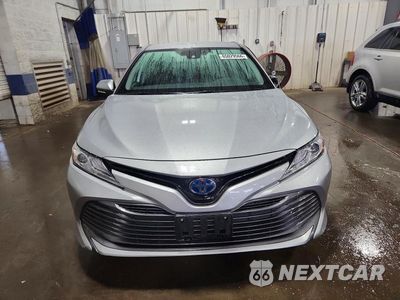 Piąte zdjęcie samochodu w środku: 2019 TOYOTA CAMRY HYBRID XLE VIN:4T1B21HK8KU011088 - miniatura