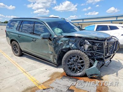 Czwarte zdjęcie samochodu z boku: 2025 GMC YUKON AT4 VIN:1GKS2CR86SR308905 - miniatura