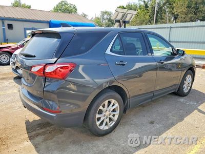 Trzecie zdjęcie samochodu z tyłu: 2018 CHEVROLET EQUINOX LT VIN:2GNAXJEV1J6334919 - miniatura