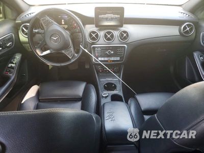Zdjęcie 8 z 13 samochodu: 2020 MERCEDES-BENZ GLA 250 VIN:W1NTG4EB6LU040552 - miniatura