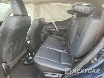 Zdjęcie 10 z 12 samochodu: 2017 TOYOTA RAV4 HV LIMITED VIN:JTMDJREV9HD129222 - miniatura