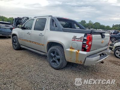 Drugie zdjęcie samochodu z przodu: 2010 CHEVROLET AVALANCHE LTZ VIN:3GNVKGE04AG205343 - miniatura