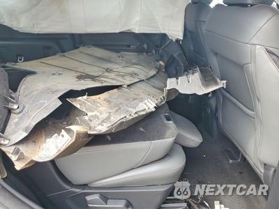 Zdjęcie 11 z 13 samochodu: 2025 FORD EXPLORER ACTIVE VIN:1FMUK8DH7SGA56713 - miniatura
