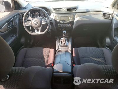 Zdjęcie 8 z 12 samochodu: 2018 NISSAN ROGUE SPORT S VIN:JN1BJ1CP6JW500900 - miniatura