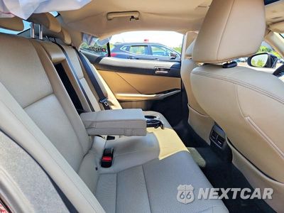 Zdjęcie 10 z 12 samochodu: 2019 LEXUS IS 300 VIN:JTHBA1D25K5087521 - miniatura