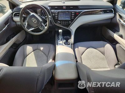 Zdjęcie 8 z 12 samochodu: 2018 TOYOTA CAMRY LE VIN:4T1B11HK1JU535054 - miniatura