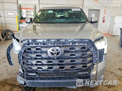 Piąte zdjęcie samochodu w środku: 2023 TOYOTA TUNDRA PLATINUM VIN:5TFNA5DB3PX127094 - miniatura