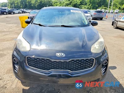 Piąte zdjęcie samochodu w środku: 2017 KIA SPORTAGE LX VIN:KNDPMCAC9H7039749 - miniatura
