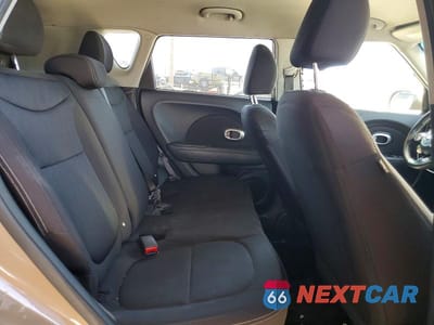 Zdjęcie 11 z 14 samochodu: 2016 KIA SOUL BASE VIN:KNDJN2A22G7293094 - miniatura