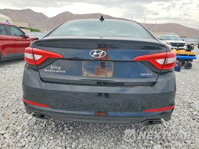 Zdjęcie 6 z 12 samochodu: 2017 HYUNDAI SONATA SPORT VIN:5NPE34AF7HH448967 - miniatura