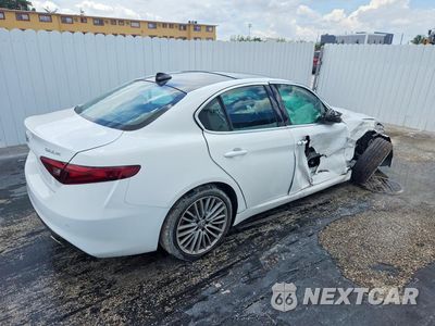 Trzecie zdjęcie samochodu z tyłu: 2020 ALFA ROMEO GIULIA TI VIN:ZARFANBN8L7629553 - miniatura