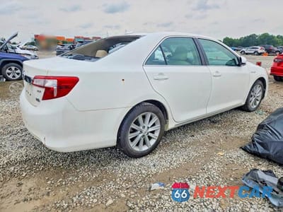Trzecie zdjęcie samochodu z tyłu: 2012 TOYOTA CAMRY HYBRID XLE VIN:4T1BD1FK0CU023475 - miniatura
