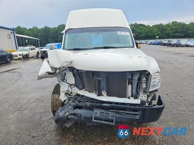 Piąte zdjęcie samochodu w środku: 2021 NISSAN NV 2500 HD SV VIN:1N6BF0LY4MN808768 - miniatura