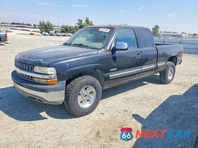 2002 CHEVROLET SILVERADO K1500 1GCEK19T52Z145083 - główne zdjęcie licytacji z USA - miniatura