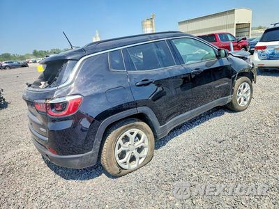 Trzecie zdjęcie samochodu z tyłu: 2024 JEEP COMPASS LATITUDE VIN:3C4NJDBN6RT119495 - miniatura