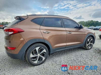 Trzecie zdjęcie samochodu z tyłu: 2016 HYUNDAI TUCSON LIMITED VIN:KM8J33A20GU076961 - miniatura