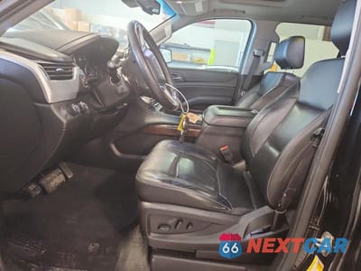 Zdjęcie 7 z 13 samochodu: 2019 GMC YUKON SLT VIN:1GKS2BKC5KR165437 - miniatura