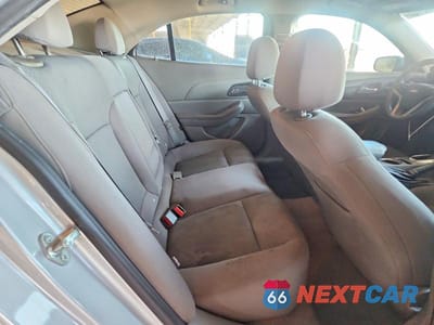 Zdjęcie 10 z 12 samochodu: 2014 CHEVROLET MALIBU LS VIN:1G11B5SL3EF148210 - miniatura
