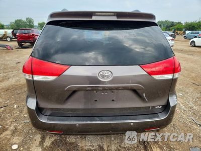 Zdjęcie 6 z 13 samochodu: 2013 TOYOTA SIENNA XLE 8-PASSENGER VIN:5TDYK3DC5DS370883 - miniatura