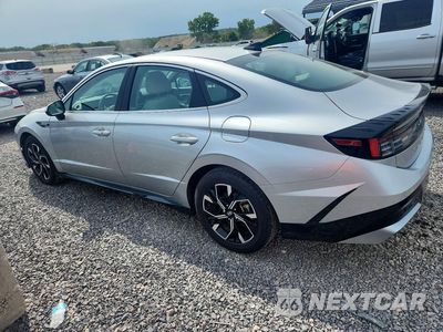 Drugie zdjęcie samochodu z przodu: 2025 HYUNDAI SONATA SEL VIN:KMHL64JA8SA429809 - miniatura