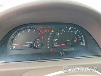 Zdjęcie 9 z 12 samochodu: 2004 TOYOTA CAMRY LE V6 VIN:4T1BF32K74U571504 - miniatura