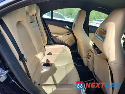 Zdjęcie 10 z 12 samochodu: 2018 MERCEDES-BENZ CLA 250 VIN:WDDSJ4EB3JN641449 - miniatura