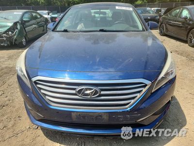 Piąte zdjęcie samochodu w środku: 2017 HYUNDAI SONATA SE VIN:5NPE24AF2HH515199 - miniatura