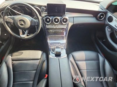 Zdjęcie 8 z 12 samochodu: 2016 MERCEDES-BENZ C 300 4MATIC VIN:55SWF4KB3GU110730 - miniatura