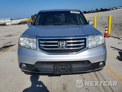 Piąte zdjęcie samochodu w środku: 2014 HONDA PILOT EXL VIN:5FNYF4H52EB040114 - miniatura