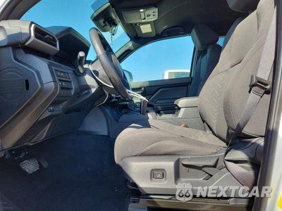 Zdjęcie 7 z 12 samochodu: 2025 TOYOTA TACOMA SR VIN:3TYJDAHN4ST036793 - miniatura