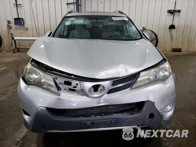 Piąte zdjęcie samochodu w środku: 2015 TOYOTA RAV4 XLE VIN:JTMWFREV9FJ048570 - miniatura