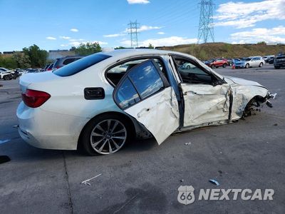 Trzecie zdjęcie samochodu z tyłu: 2016 BMW 320 XI VIN:WBA8E5G5XGNT40754 - miniatura