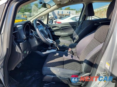 Zdjęcie 7 z 12 samochodu: 2016 HONDA FIT LX VIN:JHMGK5H53GX028820 - miniatura