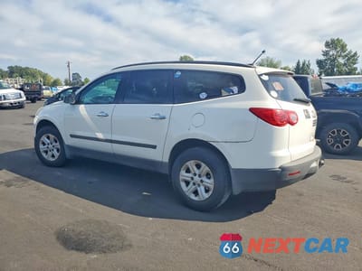 Drugie zdjęcie samochodu z przodu: 2012 CHEVROLET TRAVERSE LS VIN:1GNKRFED2CJ423746 - miniatura