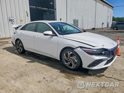 Czwarte zdjęcie samochodu z boku: 2025 HYUNDAI ELANTRA LIMITED VIN:KMHLP4DG2SU910814 - miniatura
