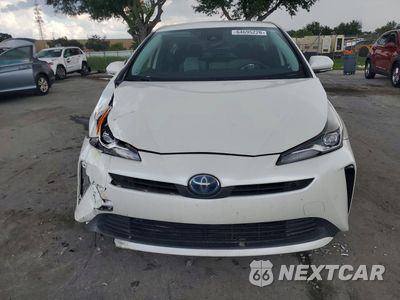Piąte zdjęcie samochodu w środku: 2019 TOYOTA PRIUS LIMITED VIN:JTDKARFU8K3073509 - miniatura