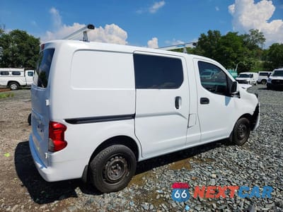 Trzecie zdjęcie samochodu z tyłu: 2016 NISSAN NV200 SV VIN:3N6CM0KN6GK696955 - miniatura