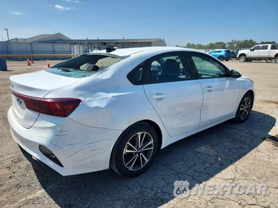 Trzecie zdjęcie samochodu z tyłu: 2024 KIA FORTE LXS VIN:3KPF24AD0RE816868 - miniatura