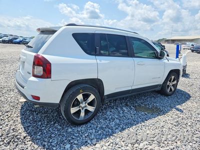 Trzecie zdjęcie samochodu z tyłu: 2016 JEEP COMPASS LATITUDE VIN:1C4NJDEB7GD558838 - miniatura
