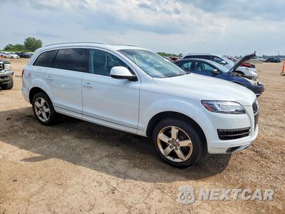 Czwarte zdjęcie samochodu z boku: 2014 AUDI Q7 PREMIUM PLUS VIN:WA1LMAFE1ED021007 - miniatura