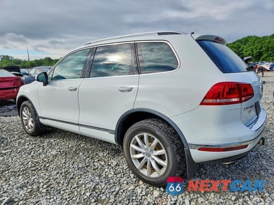 Drugie zdjęcie samochodu z przodu: 2016 VOLKSWAGEN TOUAREG SPORT VIN:WVGEF9BP9GD006400 - miniatura