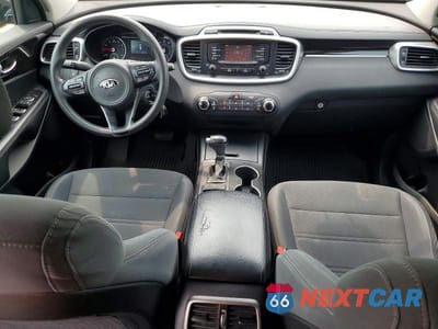 Zdjęcie 8 z 13 samochodu: 2017 KIA SORENTO LX V6 VIN:5XYPGDA59HG202093 - miniatura