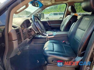 Zdjęcie 7 z 12 samochodu: 2014 NISSAN TITAN SV VIN:1N6AA0EC0EN501188 - miniatura