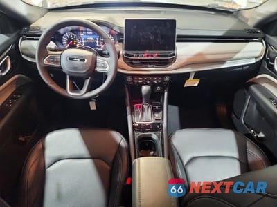 Zdjęcie 8 z 14 samochodu: 2026 JEEP COMPASS LIMITED VIN:3C4NJDCN8TT271297 - miniatura