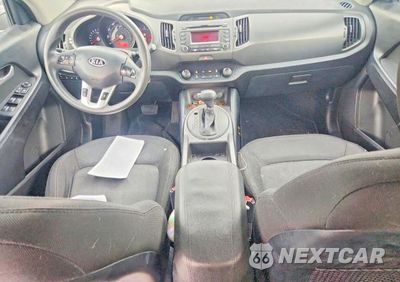 Zdjęcie 8 z 12 samochodu: 2012 KIA SPORTAGE VIN:KNDPBCA23C7183626 - miniatura