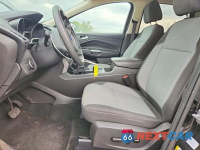 Zdjęcie 7 z 13 samochodu: 2017 FORD ESCAPE SE VIN:1FMCU9GD7HUD28868 - miniatura