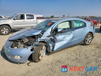 2015 CHEVROLET VOLT 1G1RD6E48FU130192 - główne zdjęcie licytacji z USA - miniatura