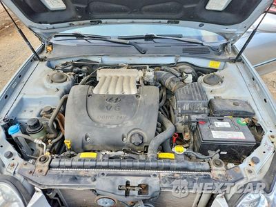 Zdjęcie 11 z 12 samochodu: 2005 HYUNDAI SONATA GLS VIN:KMHWF35H45A107526 - miniatura
