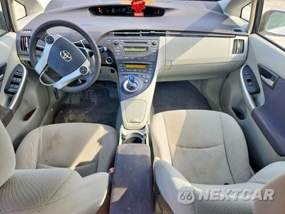 Zdjęcie 8 z 12 samochodu: 2011 TOYOTA PRIUS TWO VIN:JTDKN3DU9B0281310 - miniatura