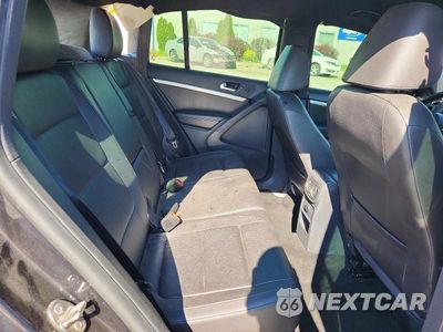 Zdjęcie 11 z 13 samochodu: 2016 VOLKSWAGEN TIGUAN S VIN:WVGBV7AX9GW011922 - miniatura
